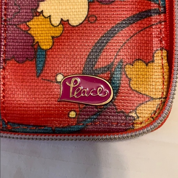 Sakroots Smartphone Wristlet - Picture 5 of 6